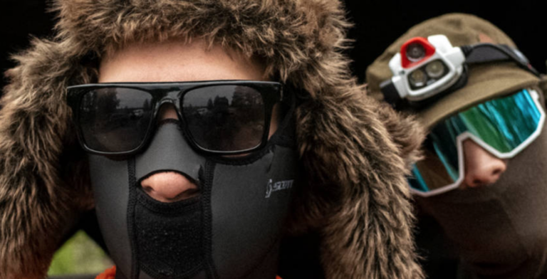 Succéduon Hooja demaskerade!