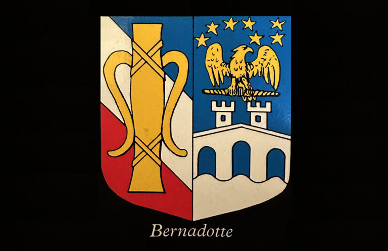 Prins Carl Philip återskapar den Bernadotteska dubbeldildon